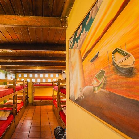The Trip Hostel Punta del Este Rum bild